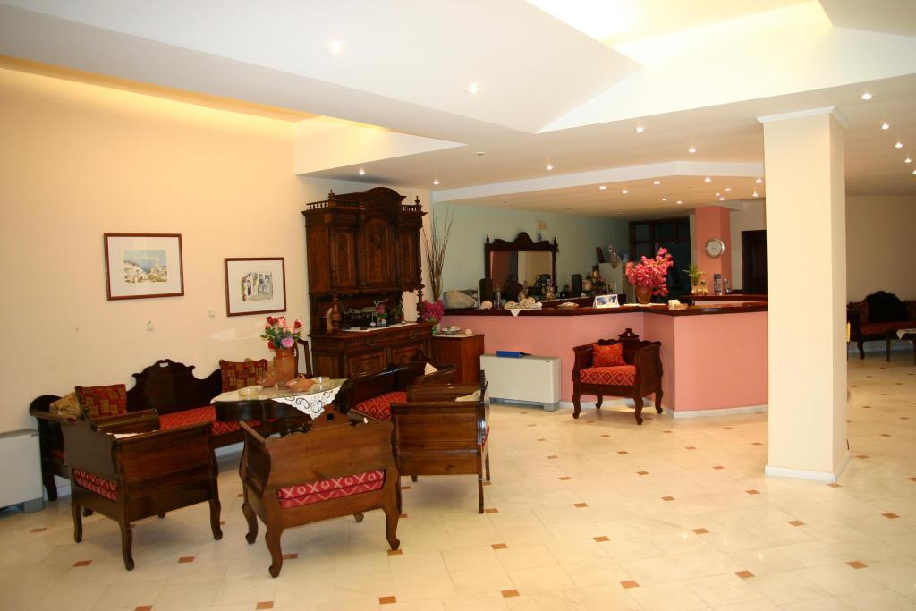 New Haroula Hotel Фира Екстериор снимка