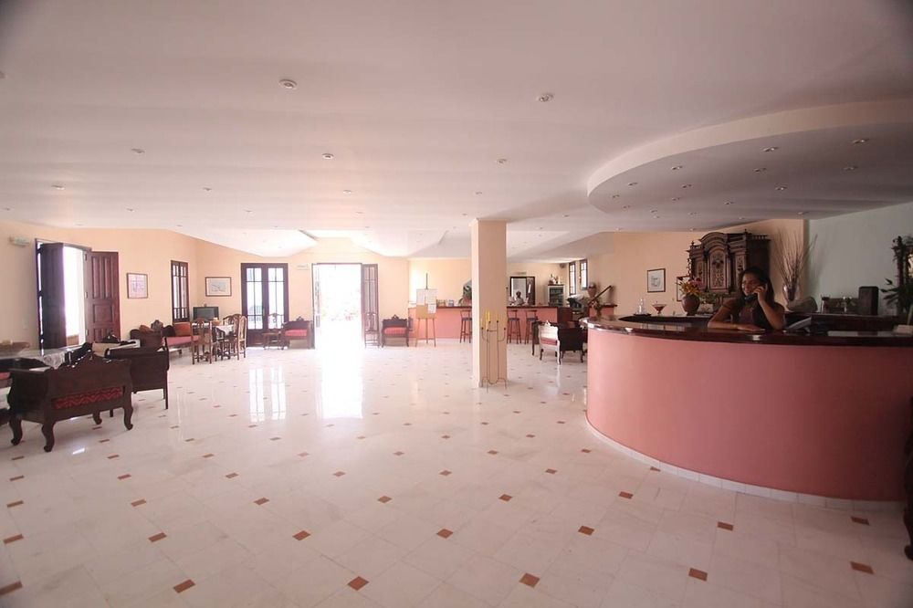 New Haroula Hotel Фира Екстериор снимка
